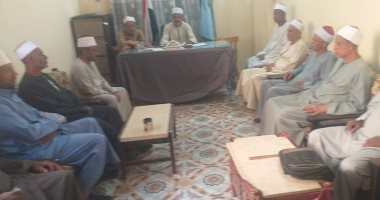 مدير أوقاف إسنا يجتمع بالمفتشين ورؤساء الأقسام لبحث خطط العمل بالمساجد