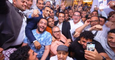احتفالات بفوز الزميل محمد السيد الشاذلى بعضوية مجلس نقابة الصحفيين (فيديو) فوز الزميل محمد السيد