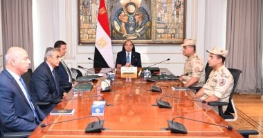 الرئيس السيسى يتابع مستجدات المشروع القومى لتطوير محطة الزهراء بمنطقة عين شمس ويوجه بدراسة رفع كفاءتها لتعظيم الإرث المصرى فى تربية وإنتاج الخيول الأصيلة واستخدام الرقمنة والميكنة وتهيئة كوادر متخصصة وتدريبها الرئيس السيسى يتابع مستجدات المشروع القومي لتطوير محطة "الزهراء"