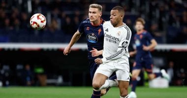 العالمي : 
                                            ريال مدريد يستضيف سيلتا فيجو لمواصلة مطاردة برشلونة فى الدورى الإسبانى
                                        