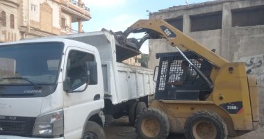رفع 2050 طنا من القمامة وتحرير 120 محضرا تموينيا متنوعا فى كفر الشيخ
