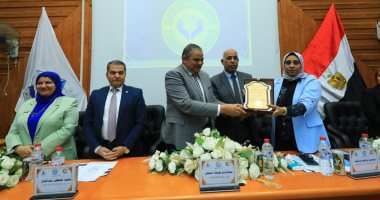 رئيس جامعة كفر الشيخ: قطاع الصحة في مصر يحظى باهتمام وعناية