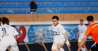الشبكة نيوز : 
                                            بيراميدز يتعرض للهزيمة الثانية فى الدورى هذا الموسم بعد صمود 16 لقاء
                                        