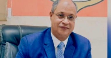 تعيين الدكتور حسين طه عميدا لكلية التربية بجامعة سوهاج الدكتور حسين طه