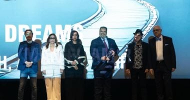 الشبكة نيوز : 
                                            فيلم أرزة يفوز بجائزة الجمهور بمهرجان مالمو للسينما العربية.. تعرف على أبرز الجوائز
                                        