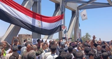 حلم تحقق.. افتتاح كوبرى فرشوط العلوى بتكلفة 100 مليون جنيه فى قنا.. فيديو