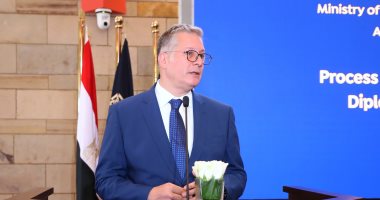 نيوز برو : 
                                            وزارة البترول تطلق دبلومة متخصصة في سلامة العمليات لتدريب وتأهيل الكوادر المهنية
                                        