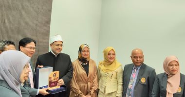 رئيس جامعة الأزهر ومستشارة الإمام الأكبر يبحثان سبل التعاون الأكاديمي مع تايلاند