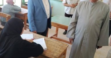 طلاب النقل الثانوى الأزهرى بجنوب سيناء يواصلون أداء امتحانات نهاية العام طلاب النقل الثانوى الأزهرى بجنوب سيناء يؤدون الامتحانات