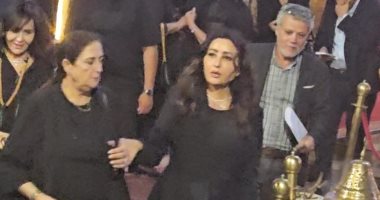 الشبكة نيوز : 
                                            أنغام ولطيفة وتامر حبيب فى عزاء المنتج وليد مصطفى
                                        