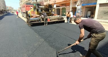 محافظ الغربية يتابع أعمال رصف الطبقة الرابطة بشارع المجلس الشعبى بالسنطة أعمال رصف السنطه