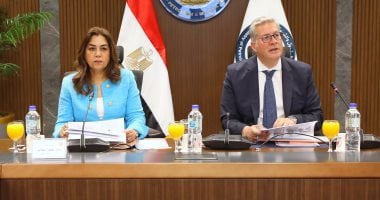 وزير البترول: إجراءات جديدة لتكثيف أعمال البحث والاستكشاف وزيادة الإنتاج وزير البترول ووزيرة التنمية المحلية