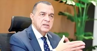 نيوز برو : 
                                            شريف الكيلانى.. نائب الوزير للسياسات الضريبية: رؤية جديدة للتطوير الضريبى فى مسار الإصلاح الاقتصادى
                                        