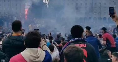 العالمي : 
                                            الإنتر ضد برشلونة.. الجماهير تشعل الأجواء فى ميلانو قبل القمة 