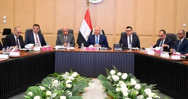 تشكيل مجموعة عمل لإعداد خطة إنشاء مصانع قائمة على استخدام المخلفات الزراعية