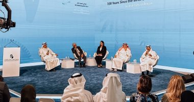 حنين عمر: المبدعون يأملون إحياء تجربته الشعرية عبر قراءات نقدية متجددة خلال الندوة