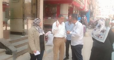 محافظ المنيا: تيسيرات جديدة للراغبين فى ترخيص محالهم التجارية ولا تهاون مع المخالفين