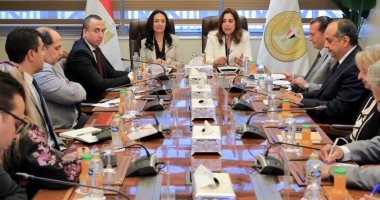 وزيرتا التنمية المحلية والتضامن يبحثان التعاون فى دعم المشروع القومى "أيادى مصر"