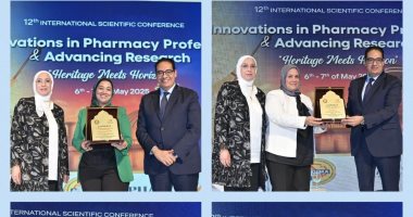 رئيس جامعة القاهرة يفتتح المؤتمر العلمى الدولى الثانى عشر لكلية الصيدلة