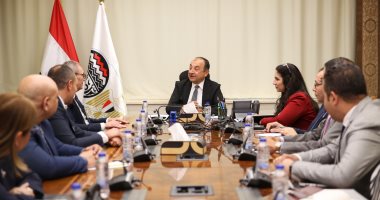 وزير قطاع الأعمال العام يبحث مع مجموعة شاهينلر القابضة التركية فرص الاستثمار وزير قطاع الاعمال يلتقى قيادات الوزاره