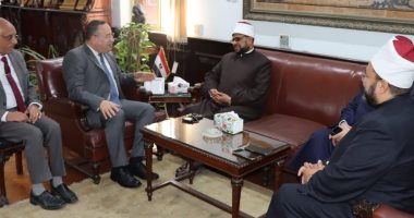 رئيس جامعة الإسكندرية يستقبل الأمين العام لمجمع البحوث الإسلامية    