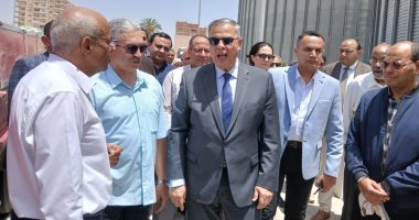 محافظ الإسكندرية يتفقد صومعة كينج مريوط ويتابع عمليات توريد القمح محافظ الإسكندرية يتفقد صومعة كينج مريوط