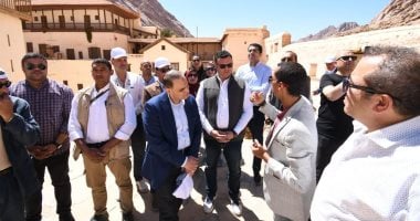 نيوز برو : 
                                            وزير الإسكان يزور 