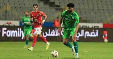الشبكة نيوز : 
                                            60 دقيقة.. المصري يبحث عن تقليل الفارق بعد تقدم الأهلي 3-1
                                        