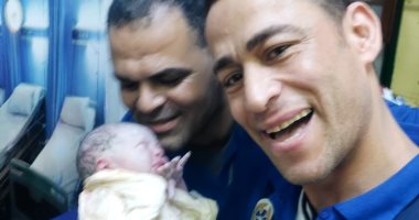 طاقم إسعاف كفر الشيخ يجري عملية ولادة لسيدة في محطة قطار