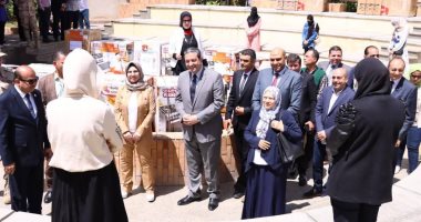 مؤسسة العربى عضو التحالف الوطنى ومحافظ دمياط يوزعان أجهزة كهربائية على العرائس مؤسسة العربي