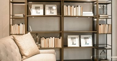 نيوز برو : 
                                            بلاش أنتيكات كتير.. 5 أخطاء يفضل تجنبها عند ترتيب أرفف الكتب
                                        