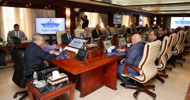 الفريق أسامة ربيع: قناة السويس جاهزة لتقديم كافة الخدمات لتلبية احتياجات السفن