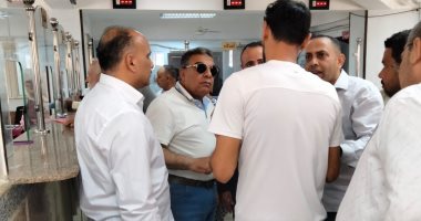 محافظ الدقهلية فى جولة بالمركز التكنولوجى بأجا: لن أسمح بتعطيل طلب المواطن