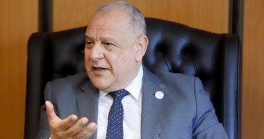 نيوز برو : 
                                            رئيس القابضة المعدنية: تركيز على تطوير مصانع السبائك واستغلال الخامات المحلية
                                        