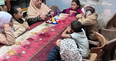 قصور الثقافة ببنى سويف تنمى المواهب لأطفال القرى.. تنفيذ ورش فنون تشكيلية والتدريب على كيفية مساعدة ذوي القدرات الخاصة.. تنفيذ العديد من الندوات لطلاب المدارس.. وورش حكى عن المشروعات القومية بالمحافظة تدريب الاطفال على شغل الهاند نيد