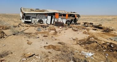 سوريا.. مصرع 6 أشخاص بحادث اصطدام حافلة ركاب وشاحنة على طريق تدمر دير الزور حادث
