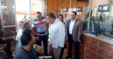محافظ الدقهلية يحيل رئيس الوحدة المحلية في دموه للتحقيق ونقله من مكانه جانب من الجولة التفقدية