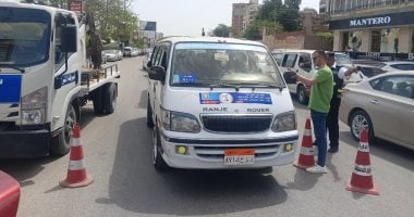 حملة للكشف عن تعاطى المواد المخدرة والمخالفات المرورية فى المنصورة جانب من الحملة