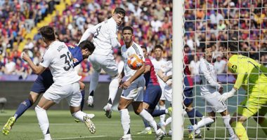 شوط أول مثير.. برشلونة يتقدم على ريال مدريد 4-2 فى الدورى الإسبانى