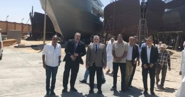 مدير "حماية وتنمية البحيرات" يتفقد ميناء الطور ومرافق دعم الصيادين بجنوب سيناء جولة مدير "حماية وتنمية البحيرات" بميناء الطور ومرافق دعم الصيادين بجنوب سيناء