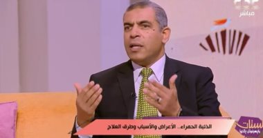 أستاذ بجامعة الأزهر: الخوف والحزن يهددان المناعة الدكتور عبدالوهاب لطفي