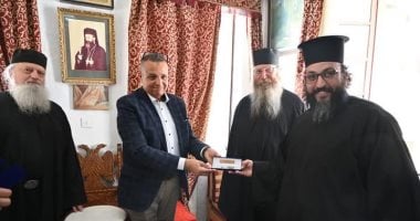 جوهرة الصحراء.. محافظ جنوب سيناء يشارك فى فيلم وثائقى عن دير سانت كاترين محافظ جنوب سيناء يشارك في فيلم وثائقي عن دير سانت كاترين جوهرة الصحراء