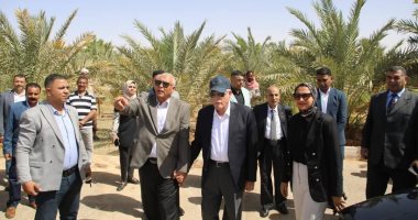 محافظ الوادي الجديد يستقبل مستشار الرئيس للتنمية المحلية لتفقد المشروعات