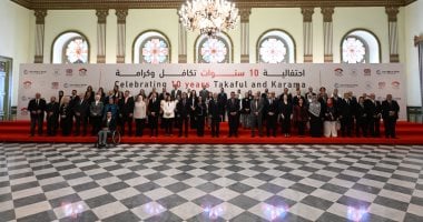 رئيس الوزراء: 22 برنامجا للحماية الاجتماعية بتكلفة 635 مليار جنيه سنويا لدعم الفئات الأكثر احتياجا.. وزيرة التضامن: "تكافل وكرامة" حظى بدعم ترجمته الإرادة السياسية لرئيس الجمهورية إلى واقع ملموس.. صور احتفالية وزارة التضامن الاجتماعي بمرور 10 سنوات تكافل وكرامة