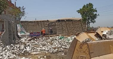 إزالة 9 حالات تعدى على 680 متر مبانى و12 فدانا أراضى زراعية بالشرقية