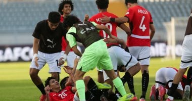 الشبكة نيوز : 
                                            60 دقيقة.. منتخب الشباب يحافظ على تقدمه أمام غانا 2-1
                                        