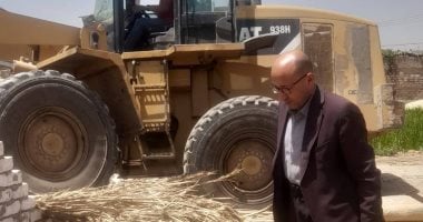 "زراعة سوهاج" تشارك فى الموجة الـ26 لإزالة التعديات على الأراضي الزراعية وأملاك الدولة وكيل زراعة سوهاج يتابع التنفيذ
