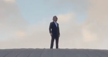 الشبكة نيوز : 
                                            توم كروز على سطح مبنى معهد الفيلم البريطاني بلندن.. فيديو
                                        