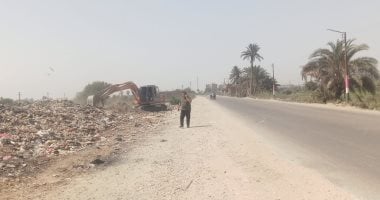 مركز الصف ينشئ ساحة انتظار لسيارات النقل الثقيل لمنع وقوفها على طريق 21 بدء إنشاء ساحة انتظار لسيارات النقل الثقيل لمنع وقوفها على طريق 21 وتوسيعه للمارة