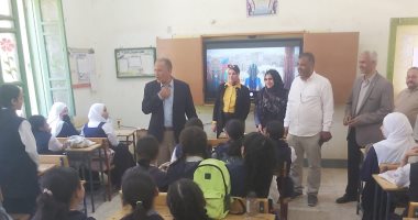 وكيل وزارة التعليم بأسيوط يتفقد بعض مدارس إدارتى الفتح وساحل سليم